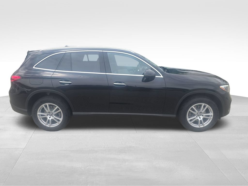 New 2026 Mercedes-Benz GLC 300 4MATIC image 4