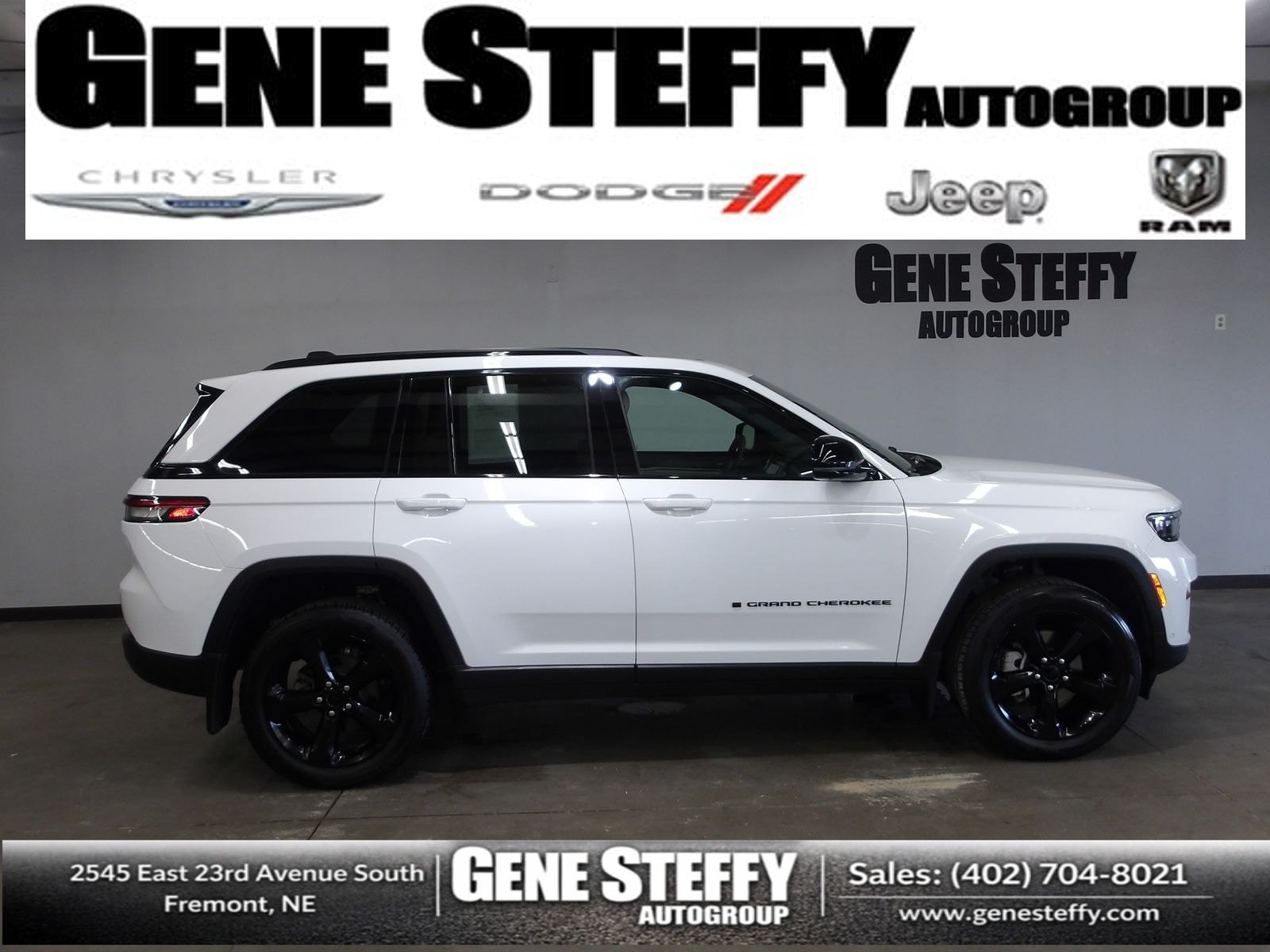 Used 2023 Jeep Grand Cherokee Limited w/ Luxury Tech Group II