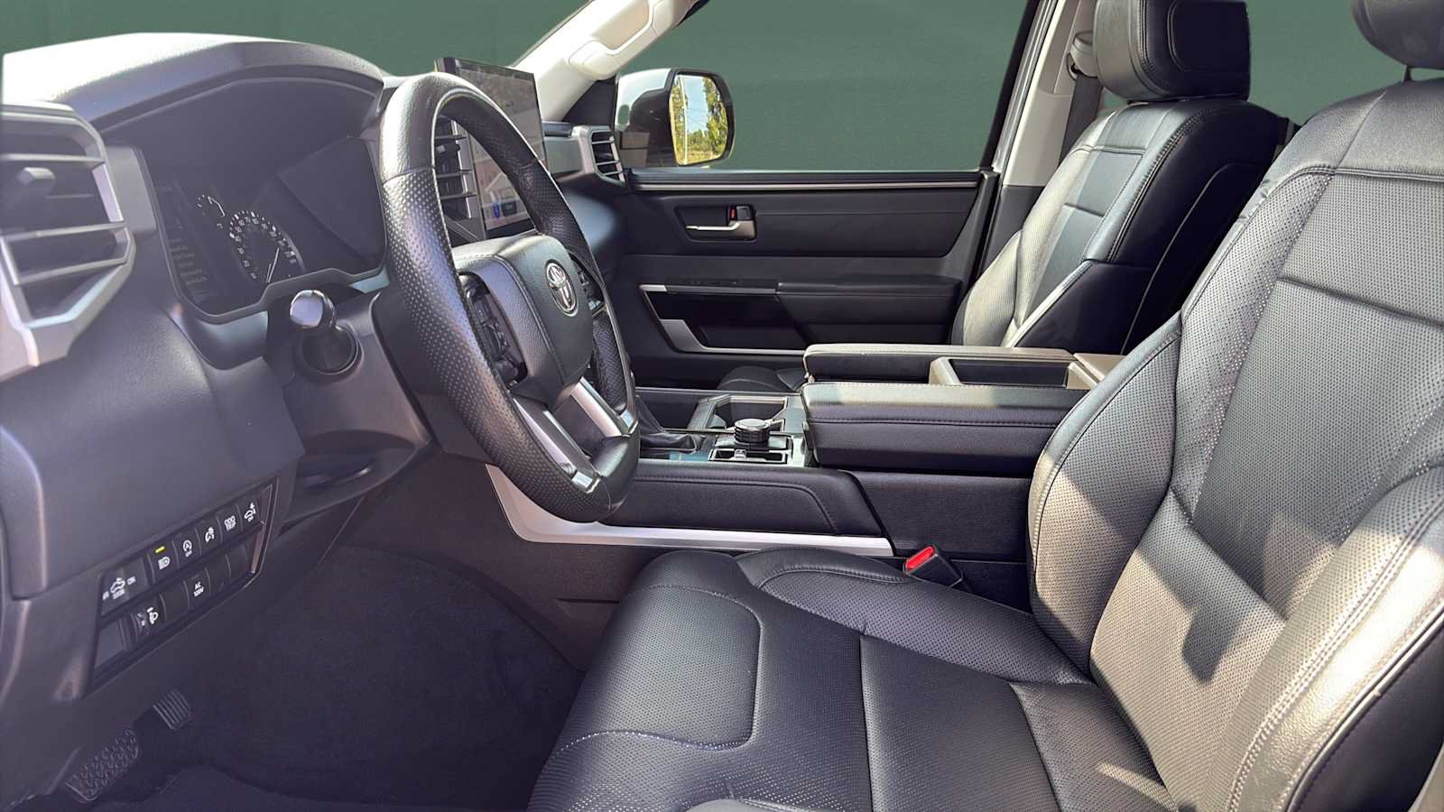 Used 2023 Toyota Tundra Limited w/ Power Package AWD/4WD image 17