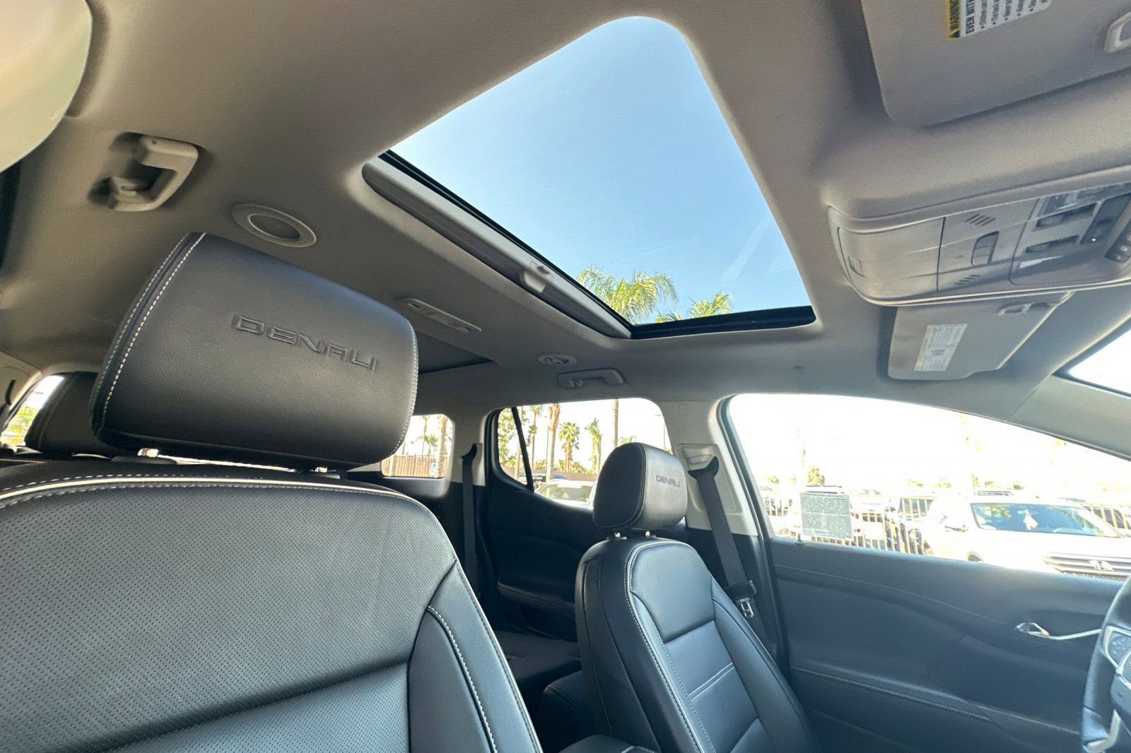 Certified 2023 GMC Acadia Denali w/ Denali Ultimate Package image 19