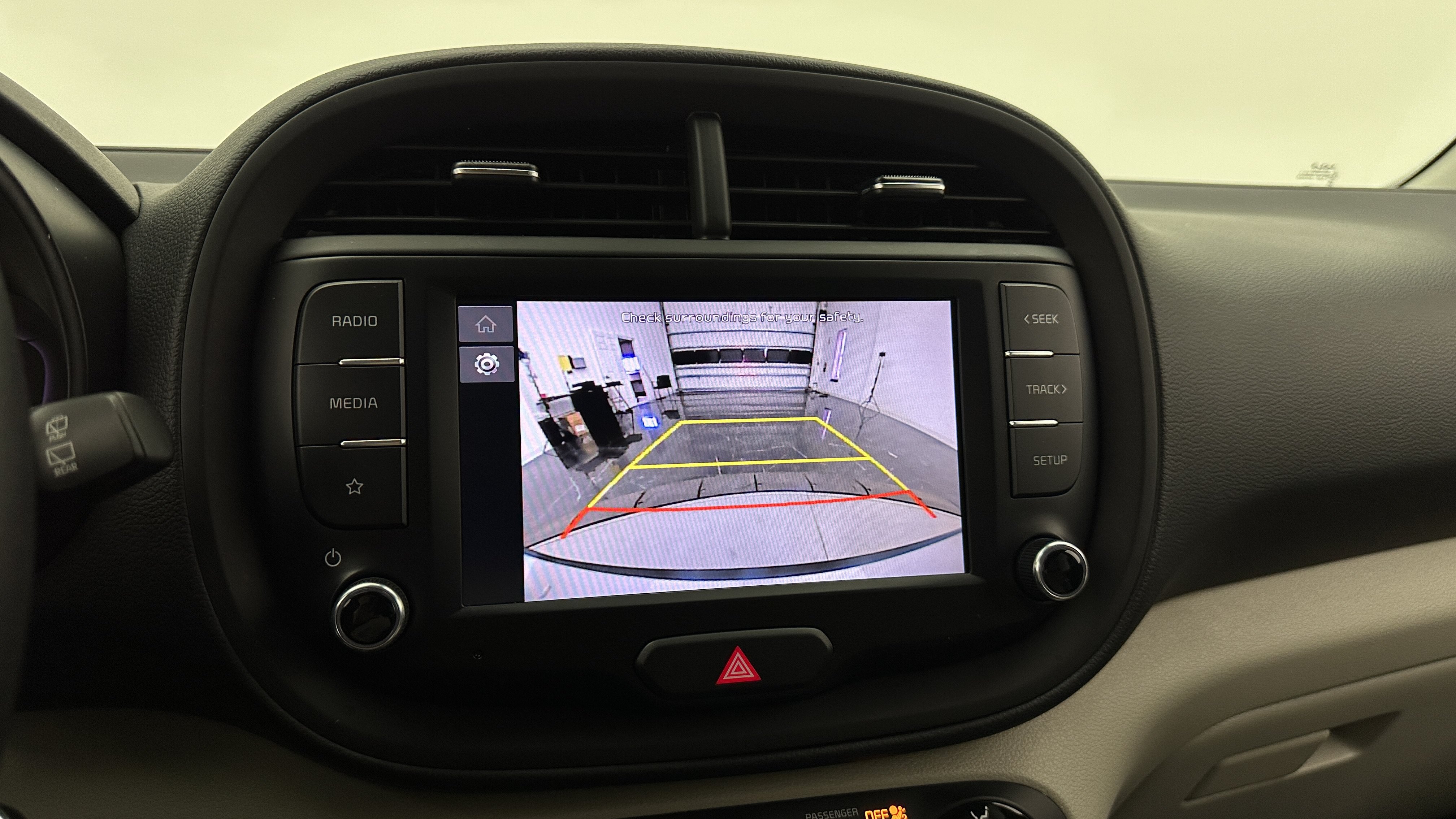 Used 2023 Kia Soul LX FWD image 18