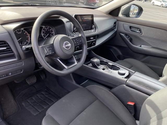 Used 2023 Nissan Rogue S image 15