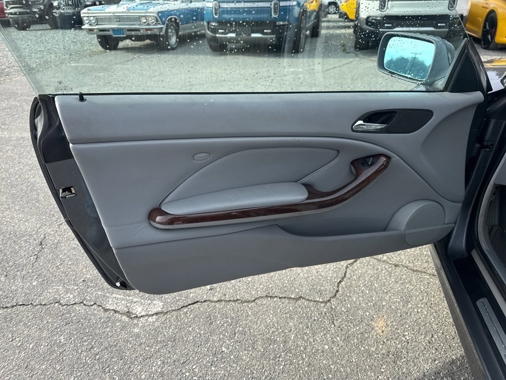 Used 2001 BMW 325Ci Coupe image 21