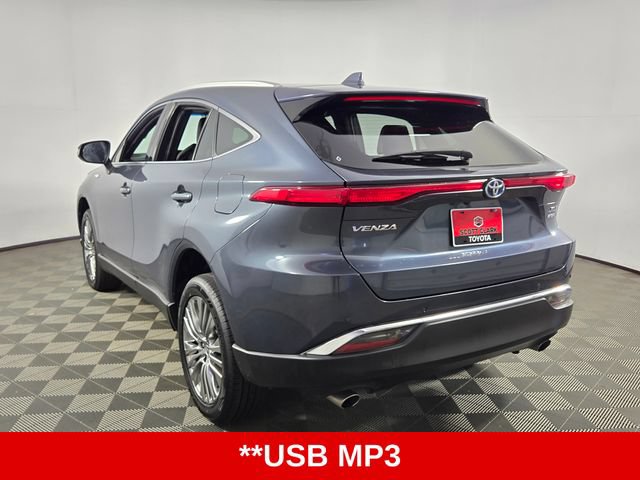 Used 2021 Toyota Venza XLE w/ Softex Package AWD/4WD image 6
