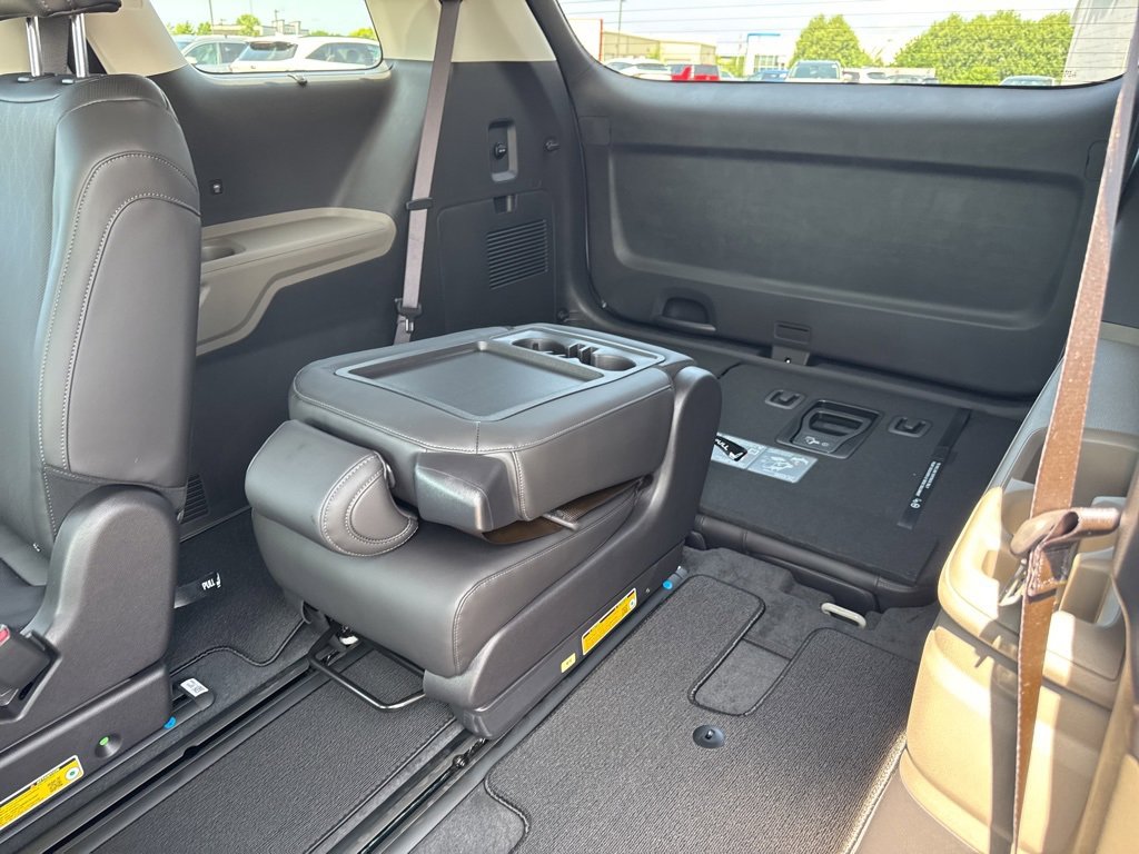 New 2026 Kia Carnival EX image 27