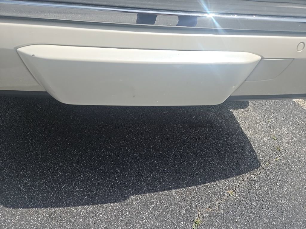 Used 2015 GMC Yukon Denali w/ Touring Package image 30