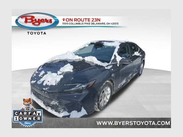 Used 2025 Toyota Camry LE image 1