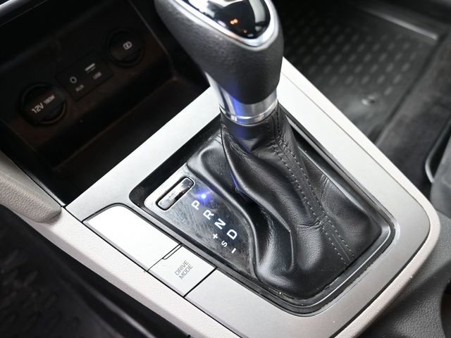 Used 2020 Hyundai Elantra SE w/ Convenience Package (C2) image 34