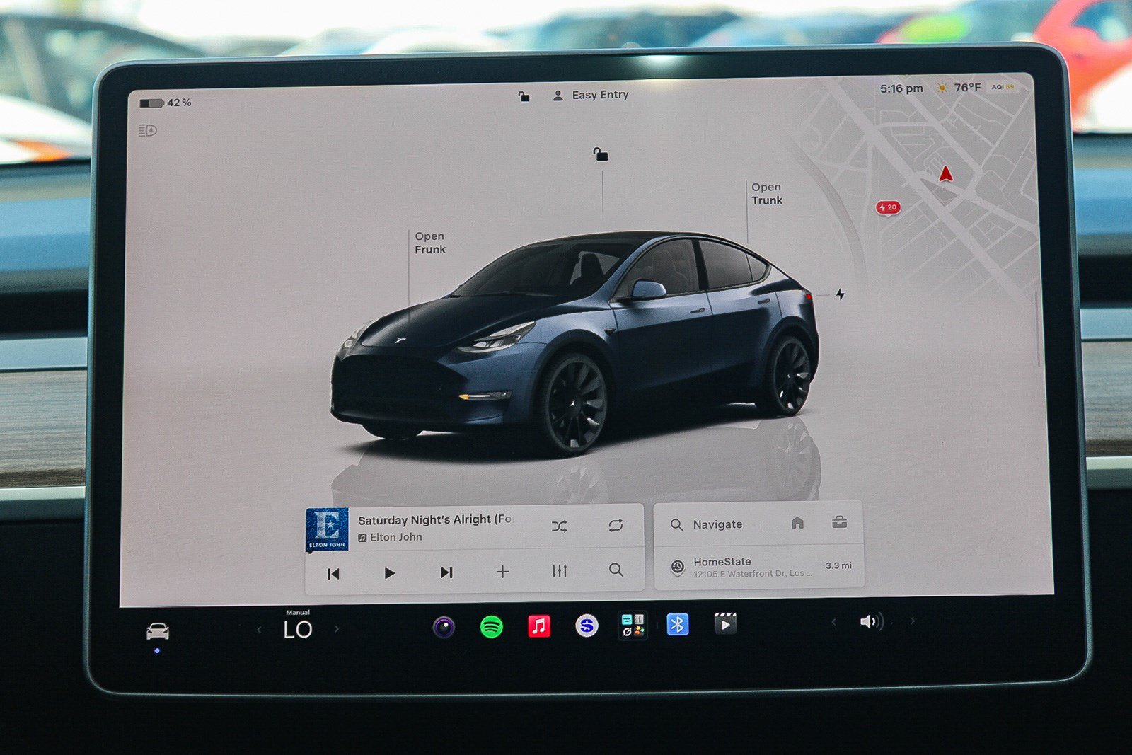 Used 2024 Tesla Model Y Long Range AWD/4WD image 15