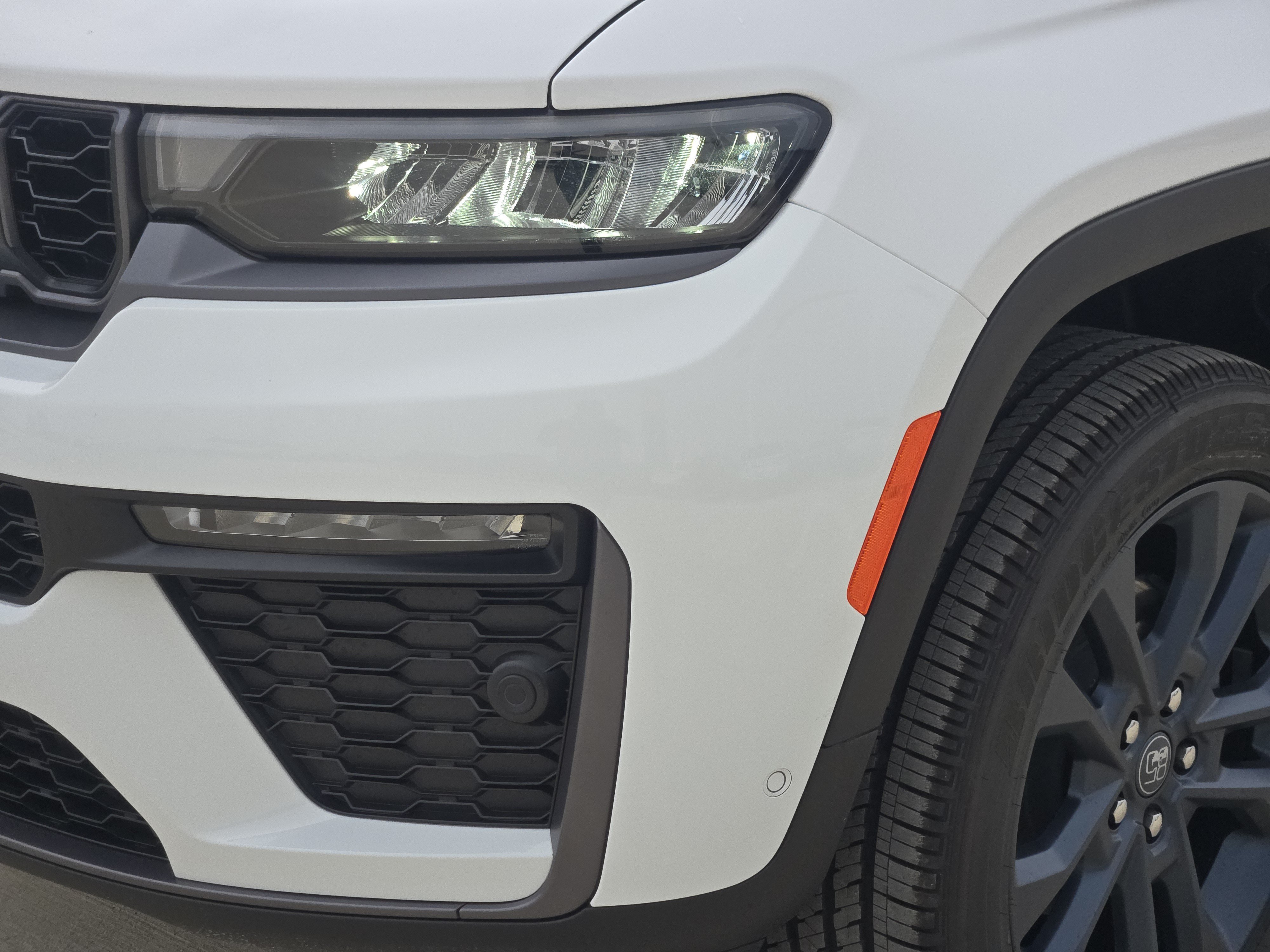 New 2026 Jeep Grand Cherokee Limited AWD/4WD image 7