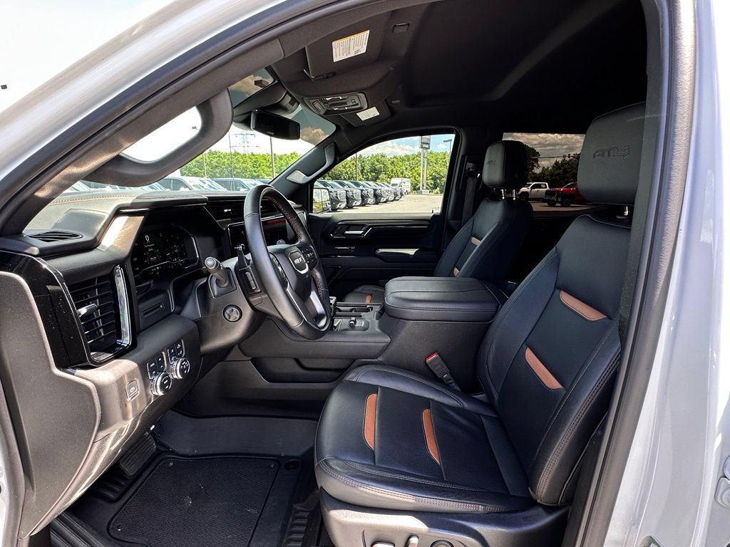 Used 2024 GMC Sierra 1500 AT4 w/ AT4 Premium Package AWD/4WD image 19