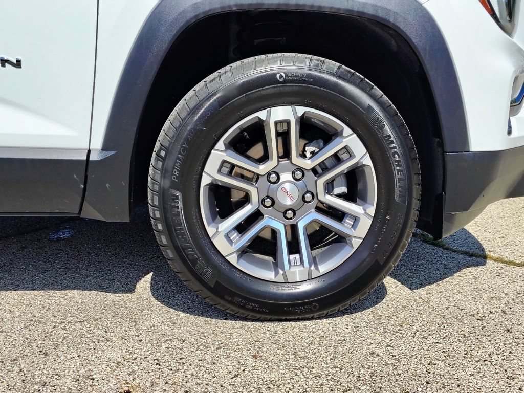 Certified 2025 GMC Terrain Elevation AWD/4WD image 11