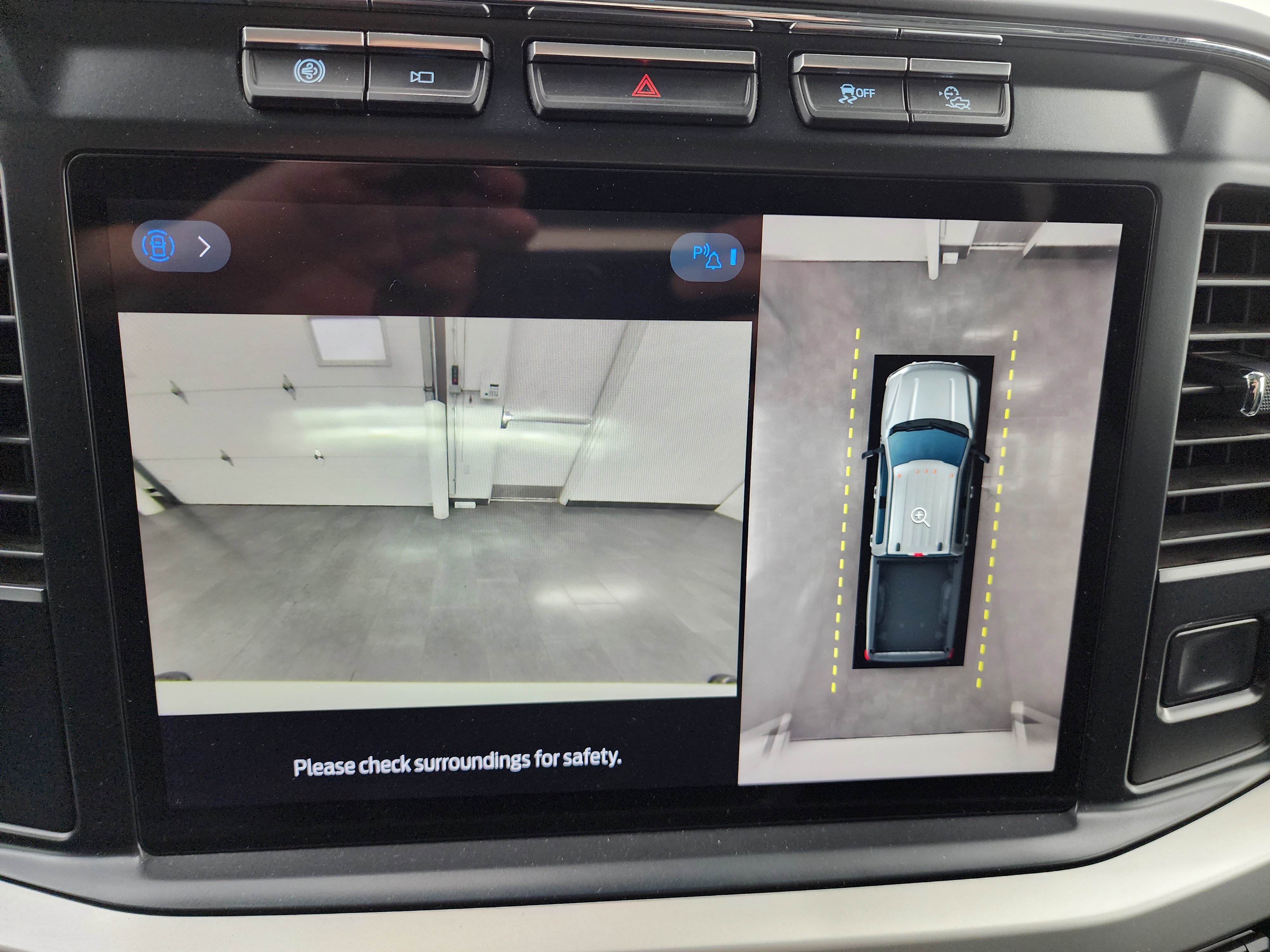 Used 2023 Ford F250 XLT w/ Tremor Off-Road Package image 54