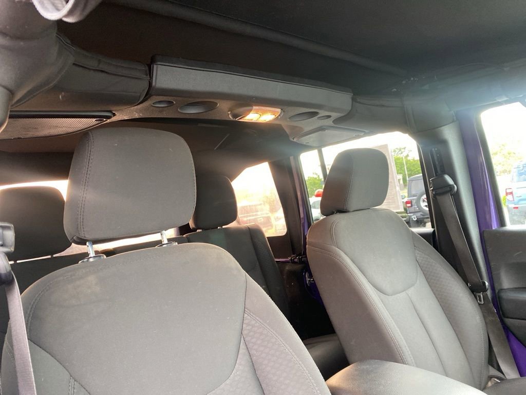 Used 2018 Jeep Wrangler Unlimited Sport S AWD/4WD image 24