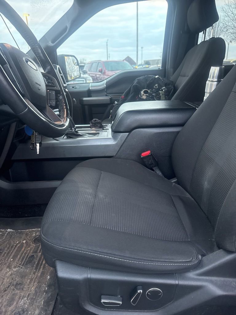 Used 2017 Ford F150 XLT w/ Equipment Group 302A Luxury image 8