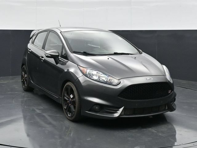 Used 2018 Ford Fiesta ST FWD image 4