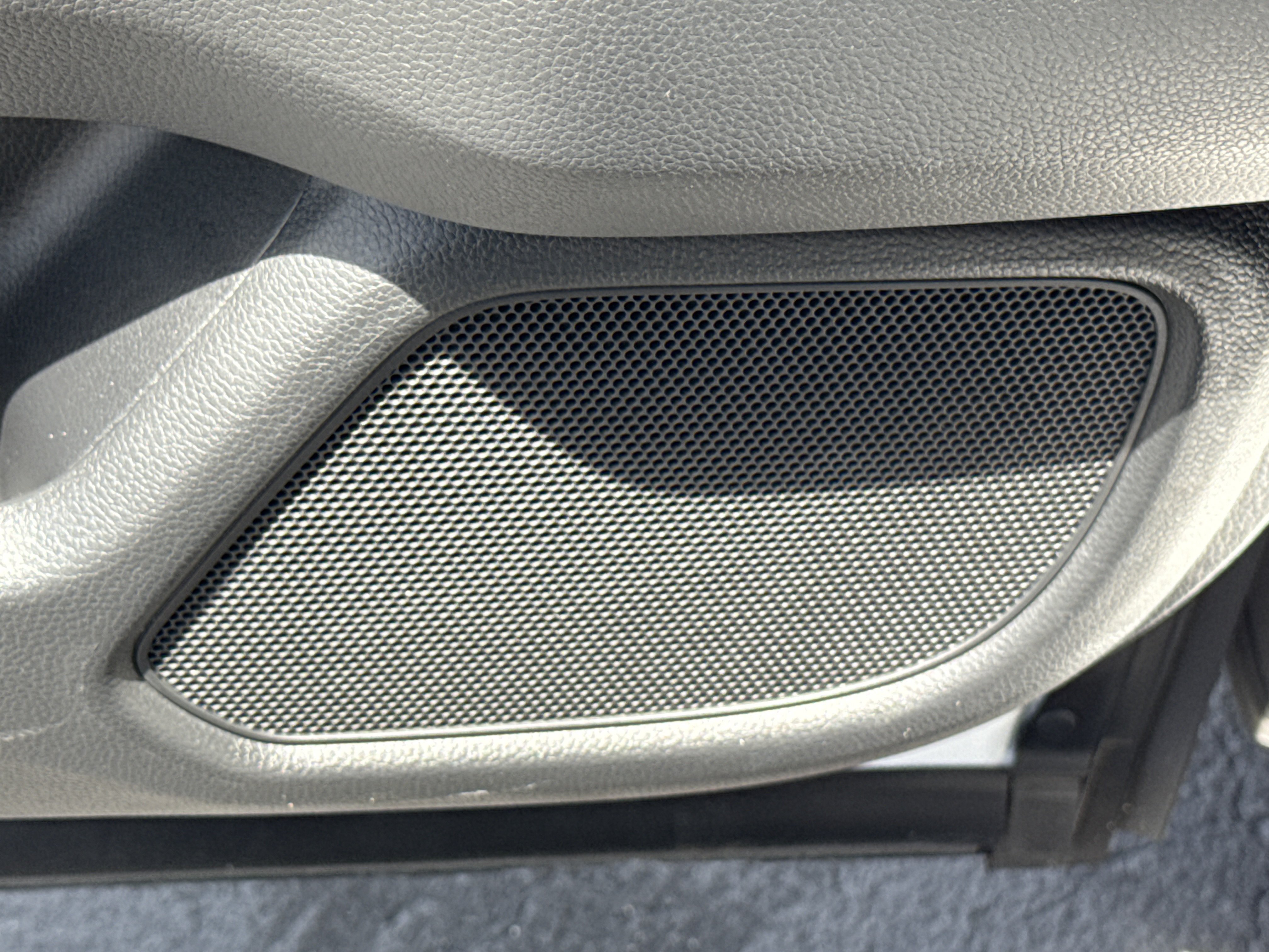 Certified 2024 Honda Pilot Touring image 27