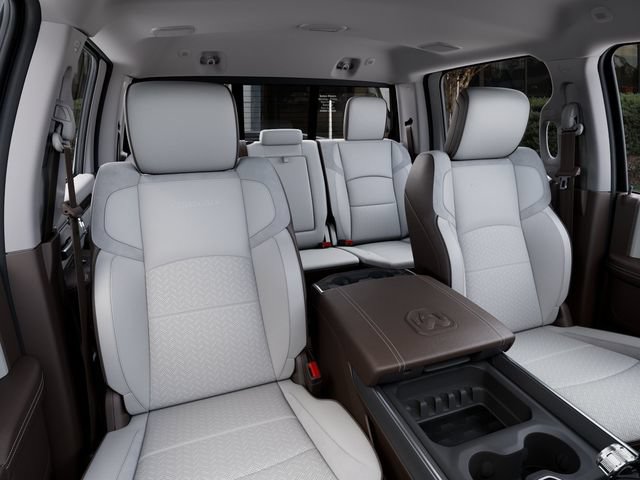 New 2026 RAM 3500 Laramie AWD/4WD image 16