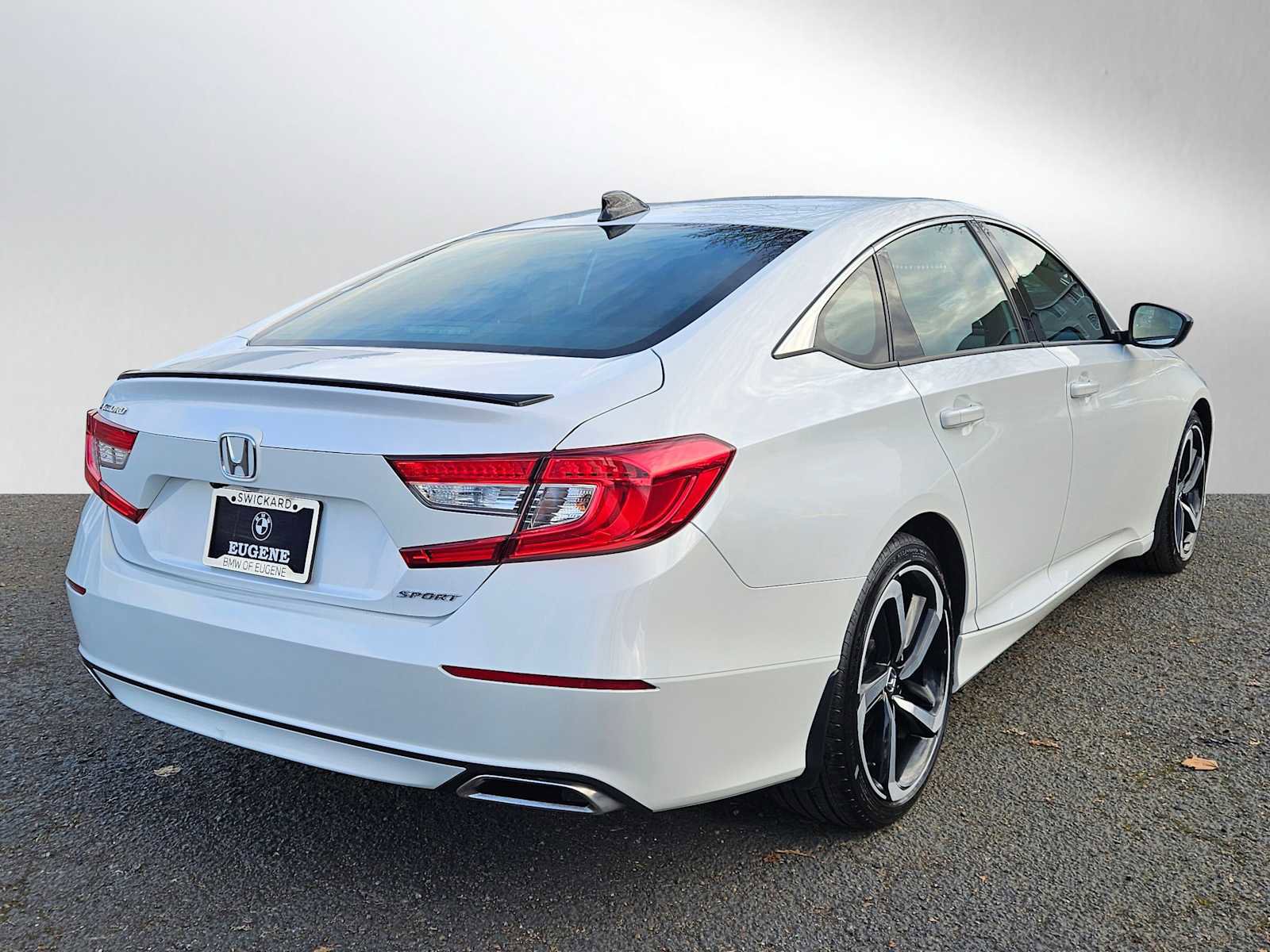 Used 2022 Honda Accord Sport image 6