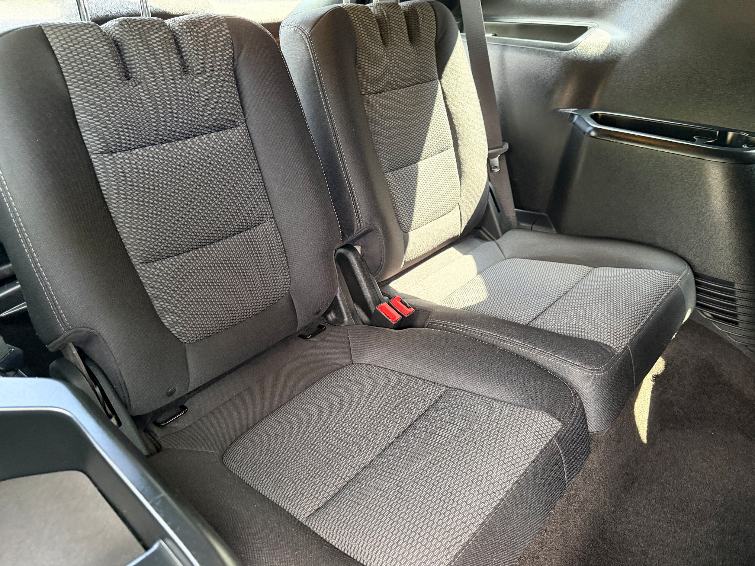Used 2018 Ford Explorer XLT AWD/4WD image 15