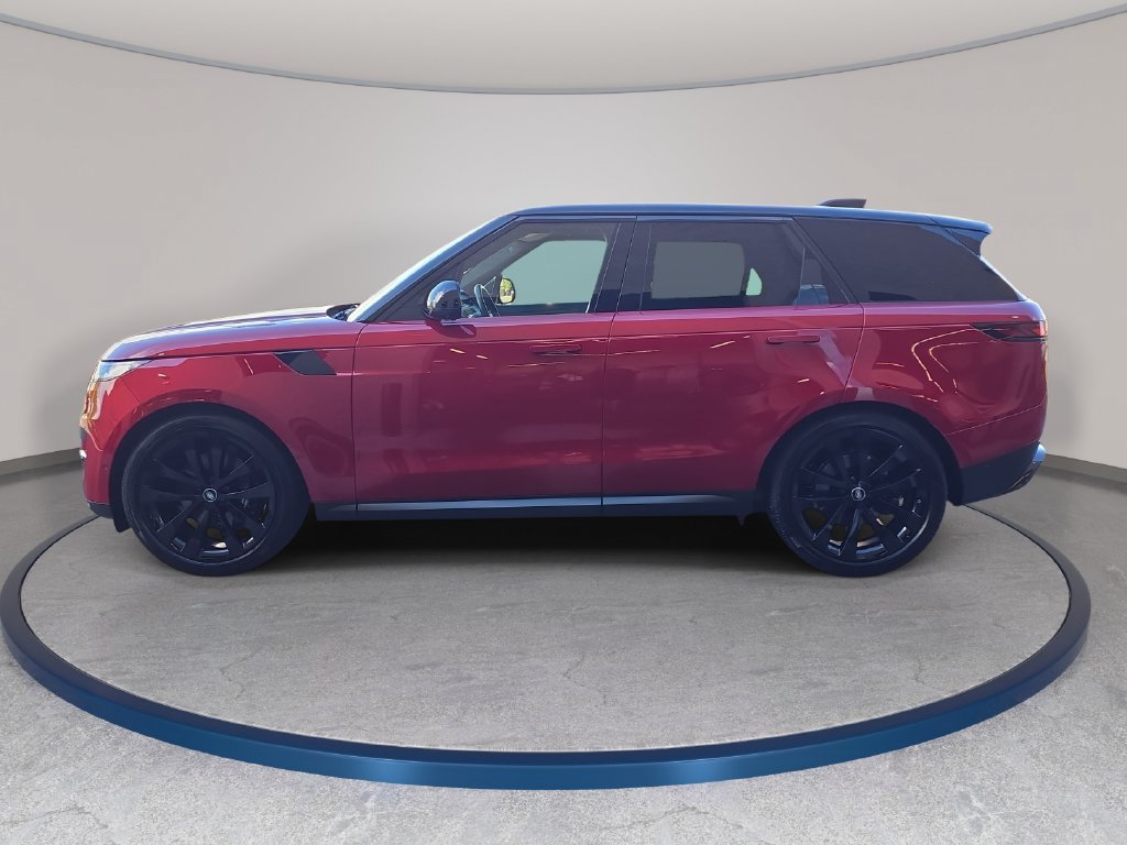 Certified 2025 Land Rover Range Rover Sport SE AWD/4WD image 9
