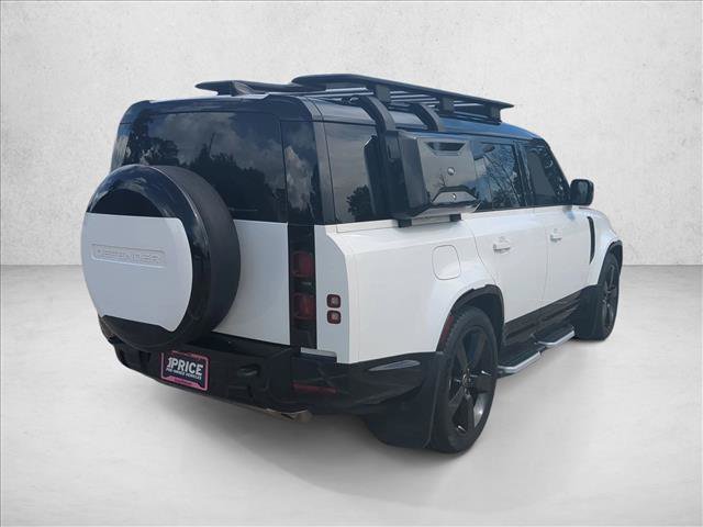 Used 2024 Land Rover Defender 130 X-Dynamic SE AWD/4WD image 5