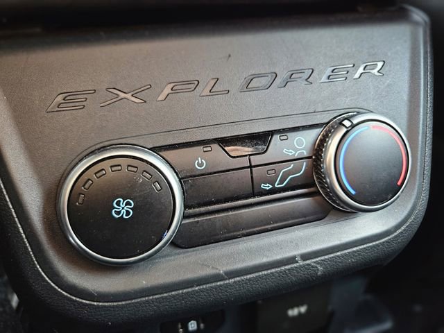 Used 2025 Ford Explorer ST-Line w/ ST-Line Street Pack image 26