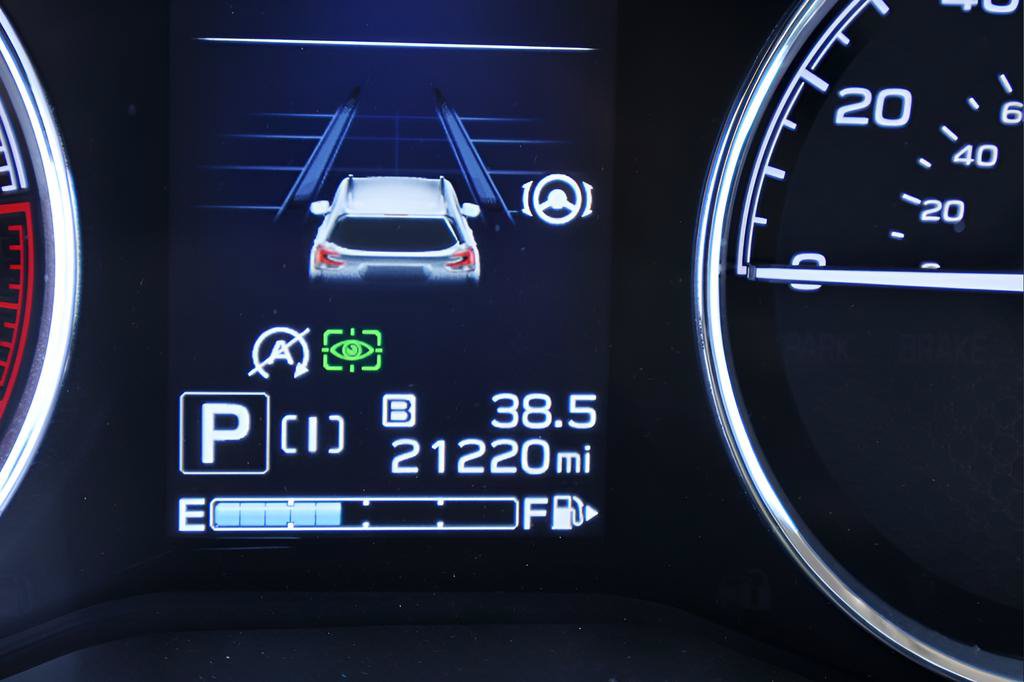 Certified 2023 Subaru Forester Touring AWD/4WD image 9