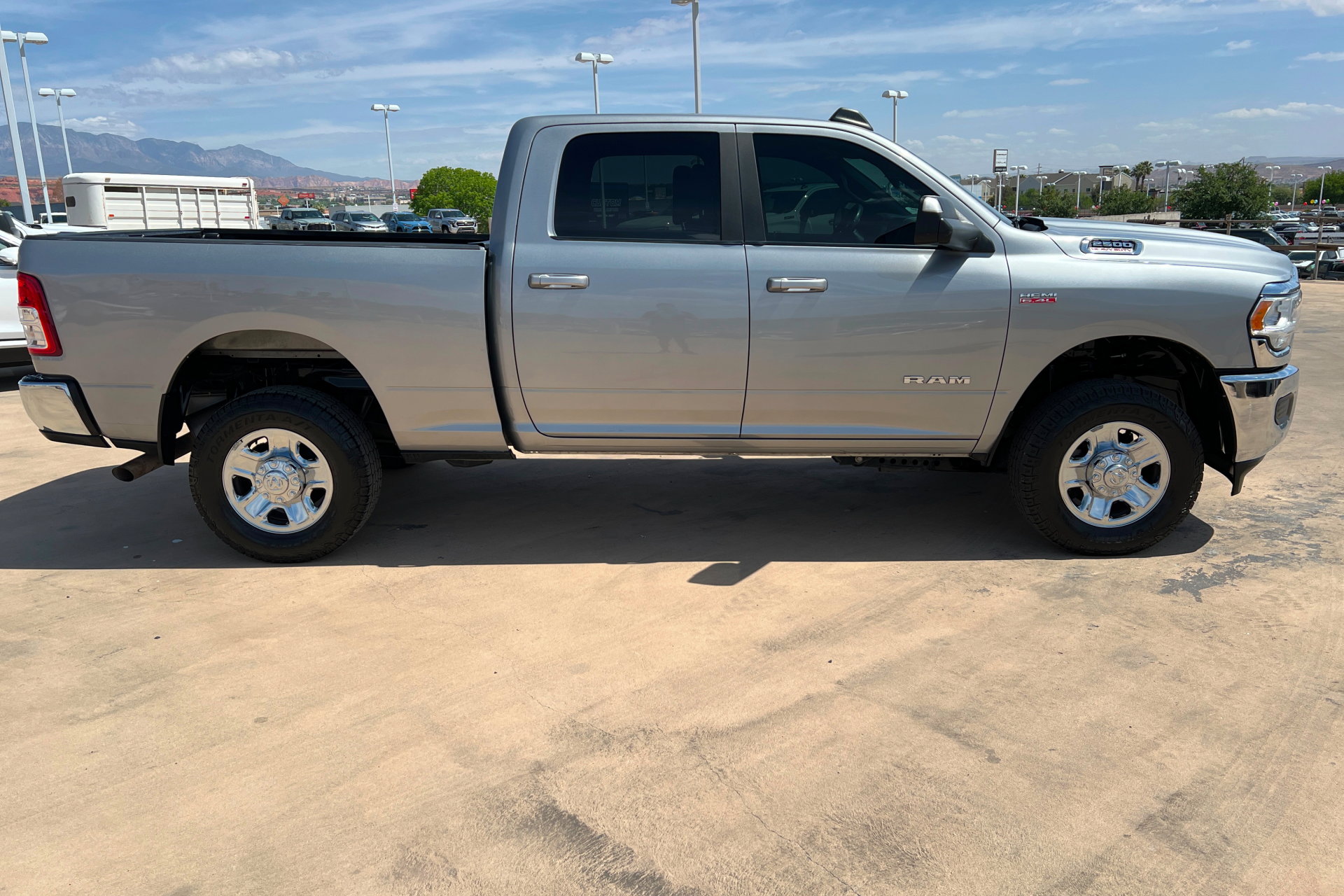 Used 2021 RAM 2500 Big Horn AWD/4WD image 6