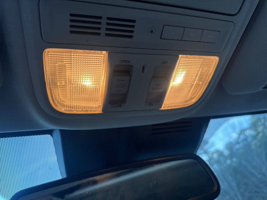 Used 2021 Honda CR-V EX-L image 10