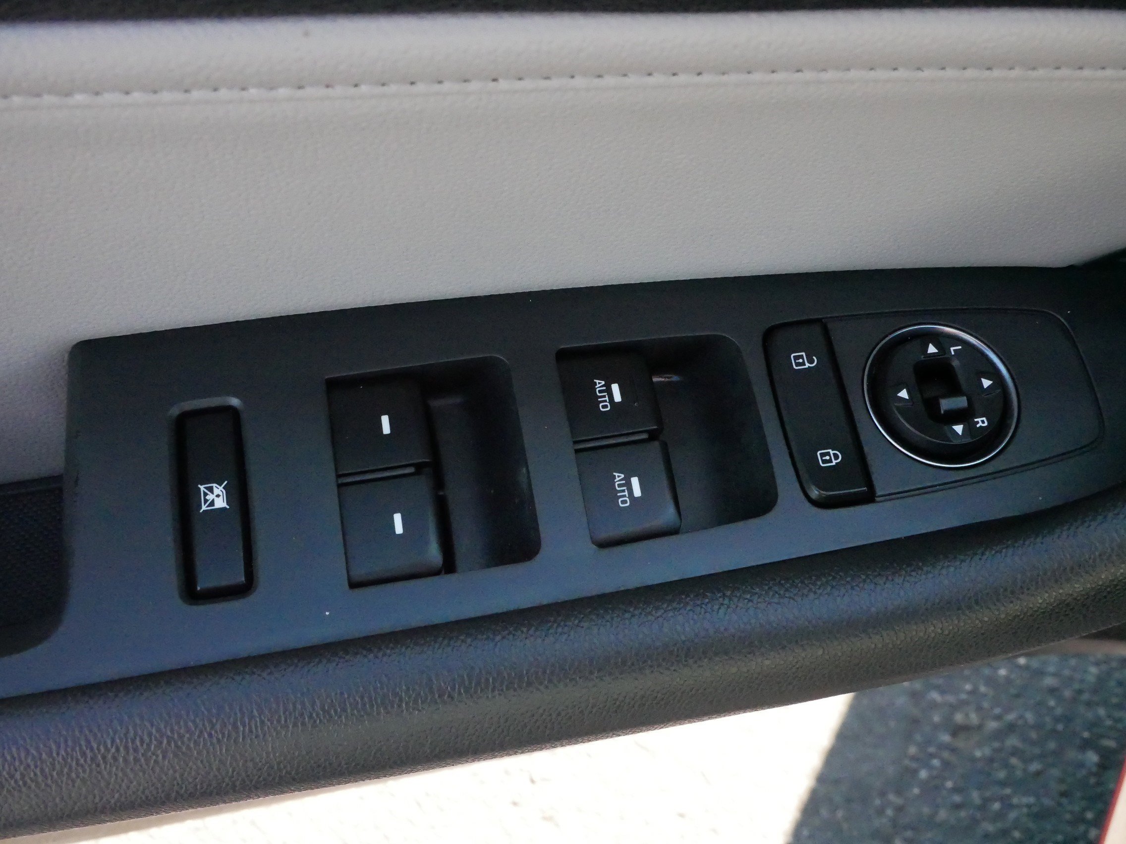 Used 2015 Hyundai Sonata Sport 2.0T image 19