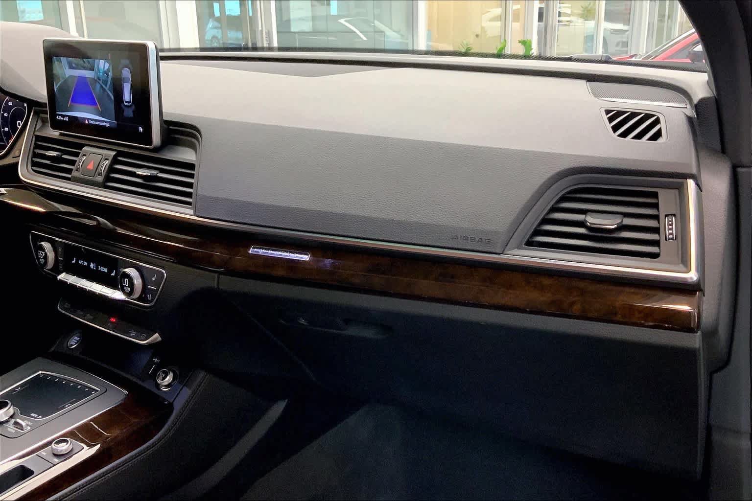 Used 2019 Audi Q5 2.0T Premium Plus w/ Premium Plus Package AWD/4WD image 18