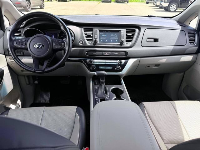 Used 2020 Kia Sedona EX FWD image 16