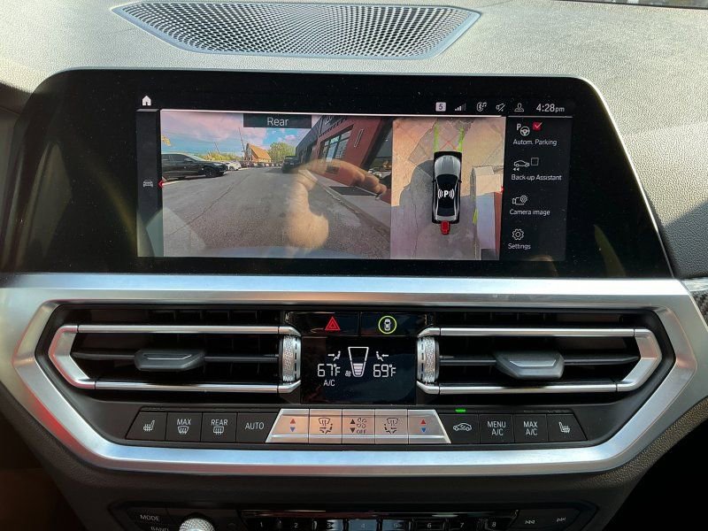 Used 2021 BMW M3 Competition w/ M Carbon Exterior Package RWD image 27