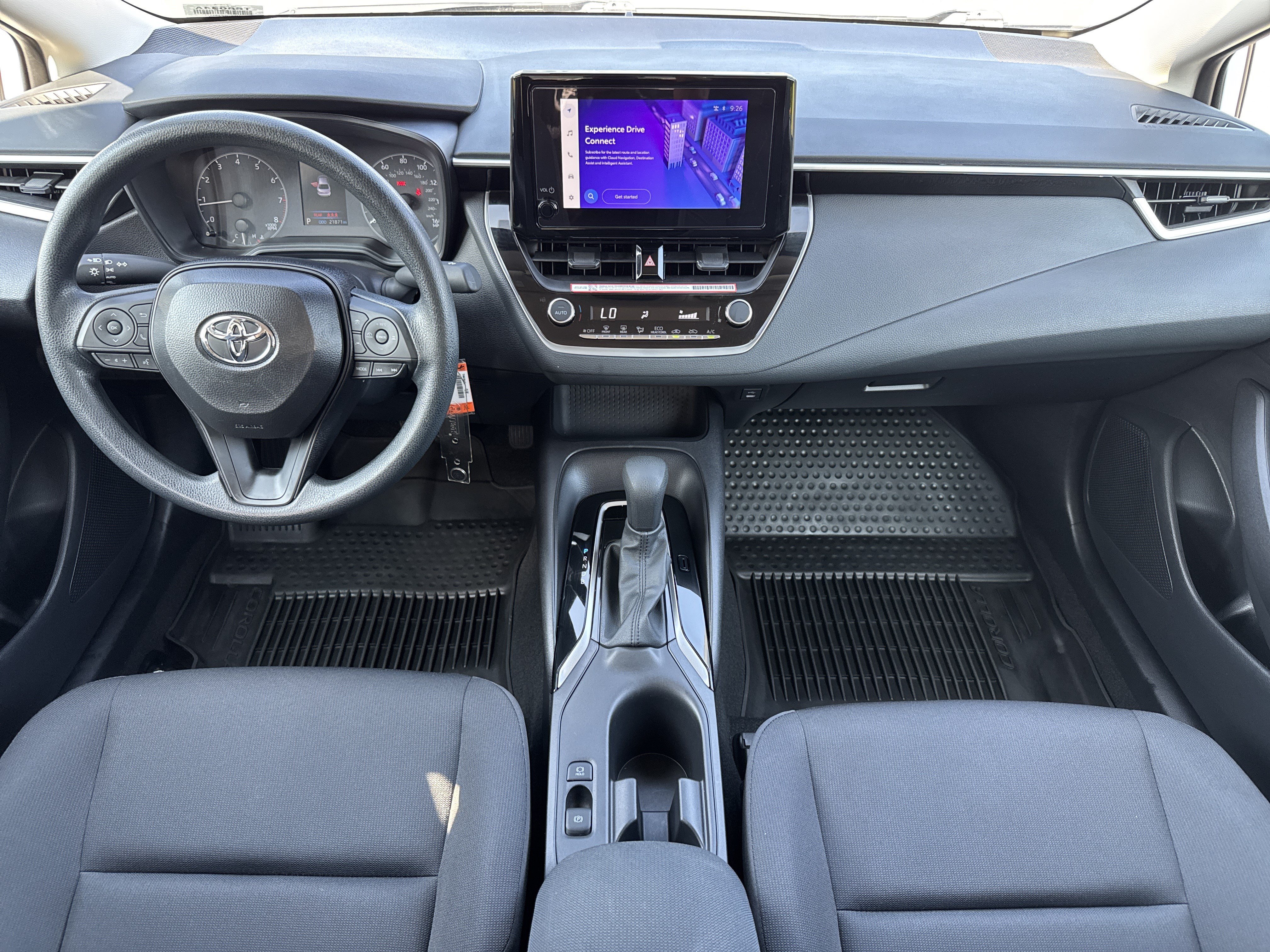 Used 2025 Toyota Corolla LE FWD image 25
