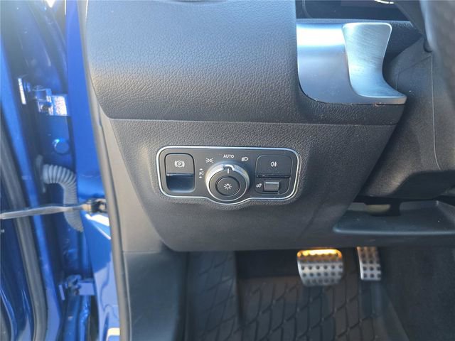 Certified 2024 Mercedes-Benz GLB 250 image 37