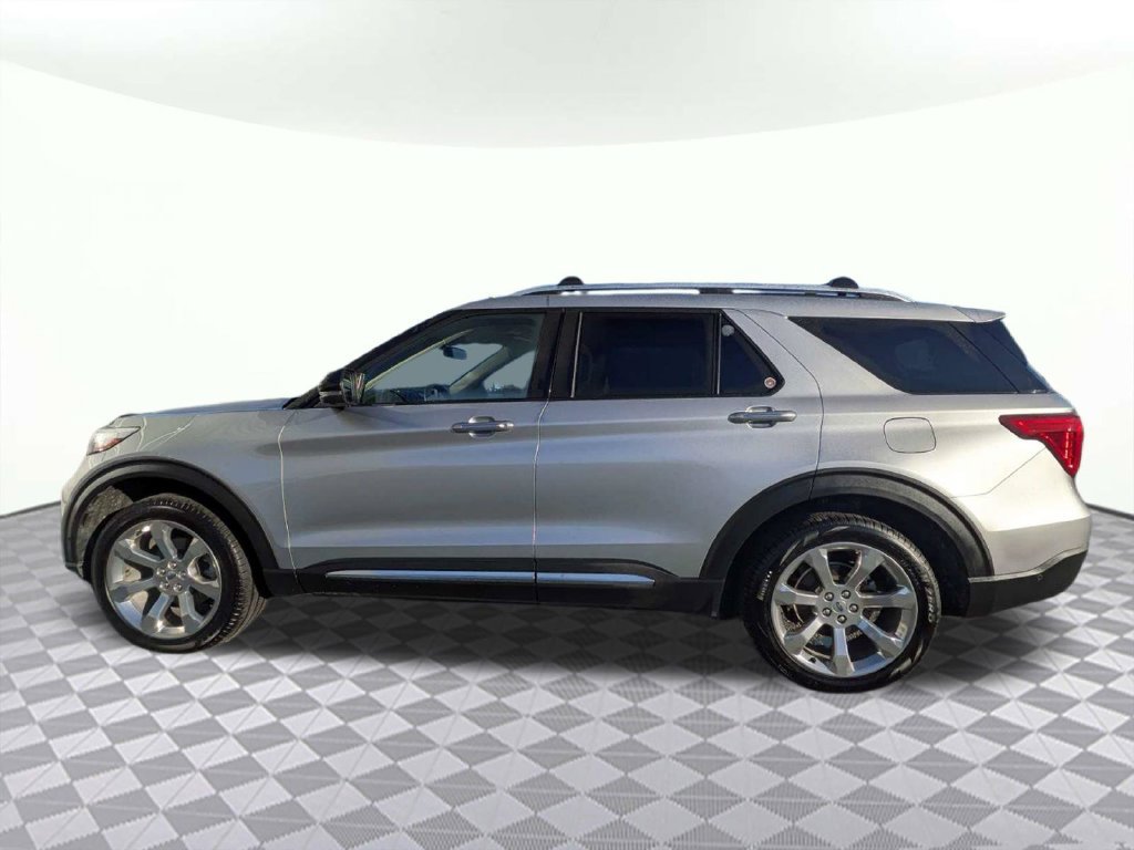 Used 2020 Ford Explorer Platinum w/ Premium Technology Package AWD/4WD image 4