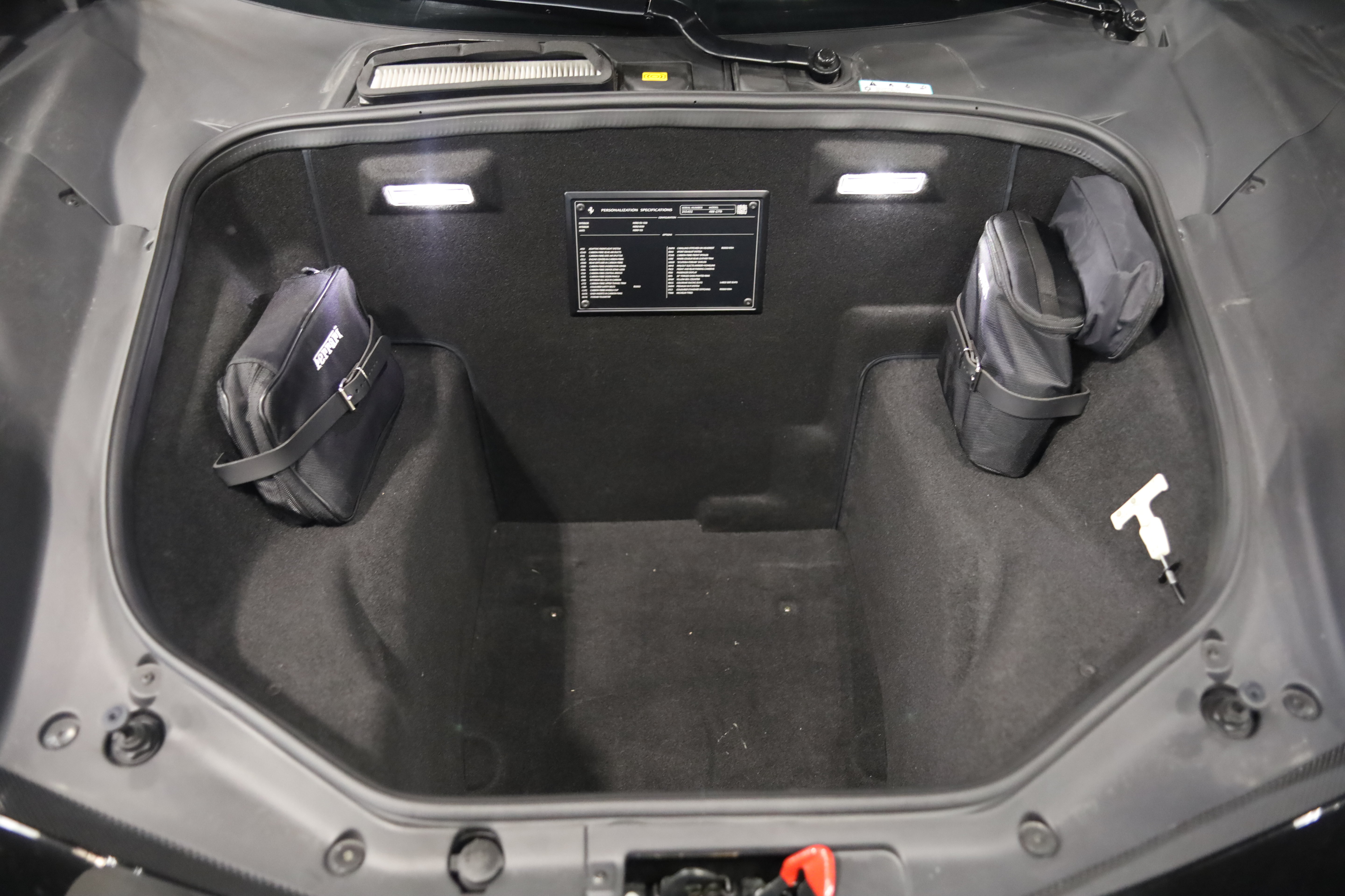 Used 2016 Ferrari 488 GTB RWD image 37