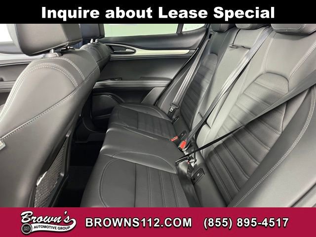Used 2025 Alfa Romeo Stelvio Sprint w/ Veloce Package image 41
