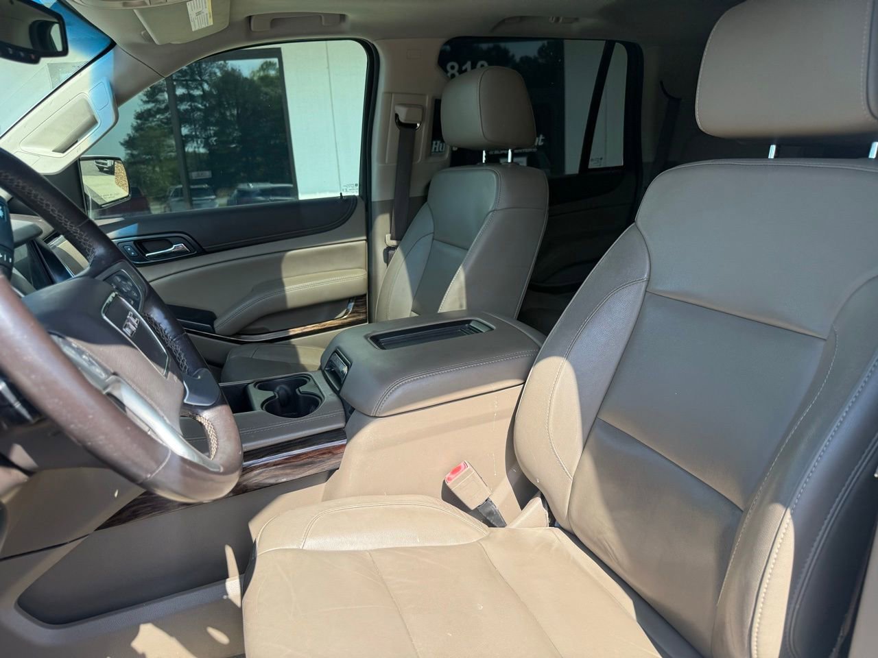 Used 2019 GMC Yukon SLT image 2