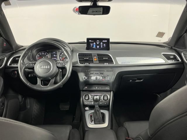 Used 2018 Audi Q3 2.0T Premium Plus w/ Premium Plus Package AWD/4WD image 14