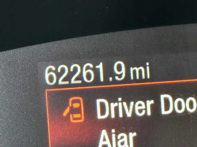 Used 2020 Ford Escape SE image 25