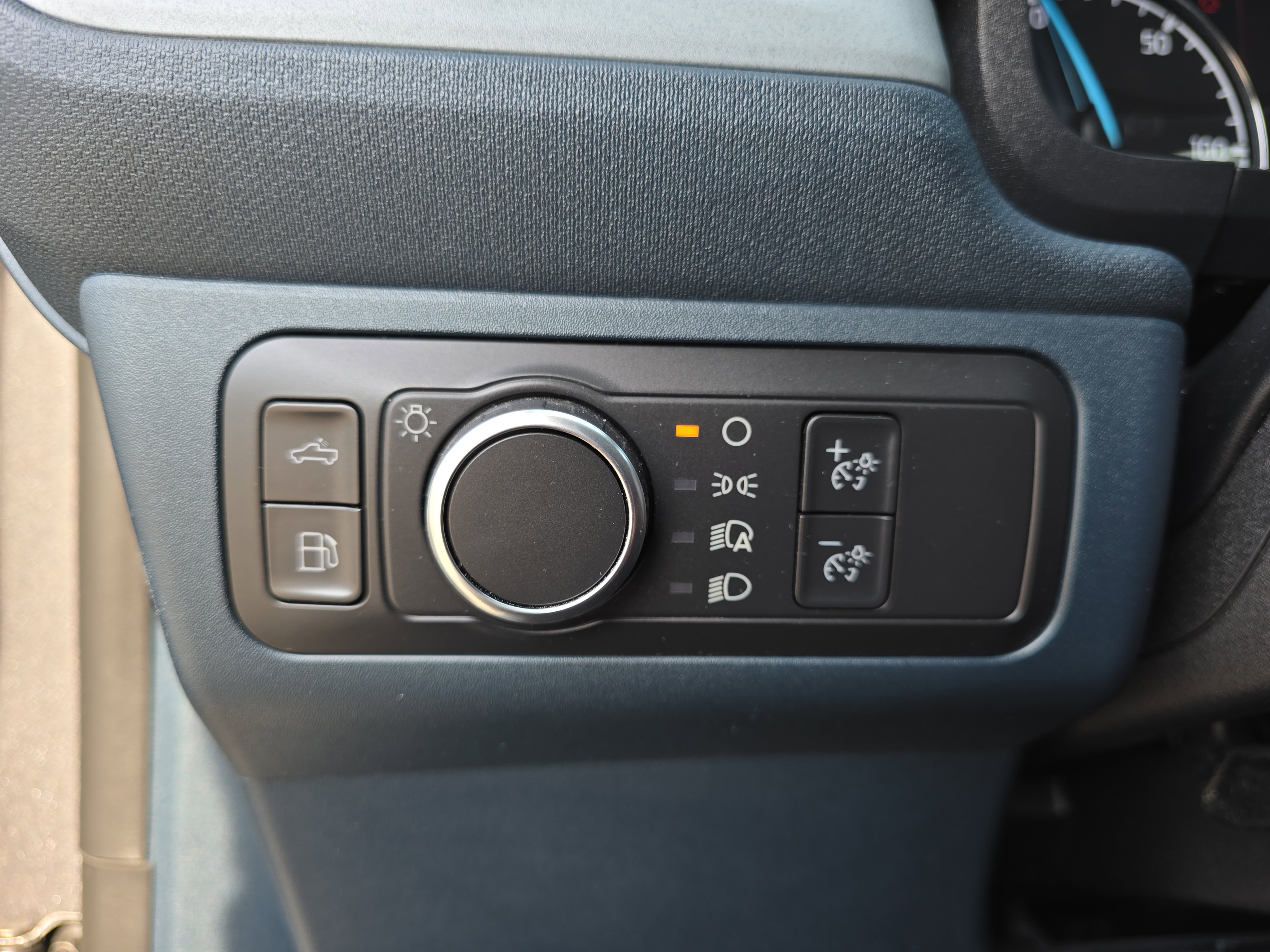 Used 2022 Ford Maverick Lariat w/ Lariat Luxury Package FWD image 26