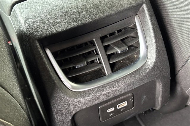 Used 2025 Chevrolet Blazer LT image 40