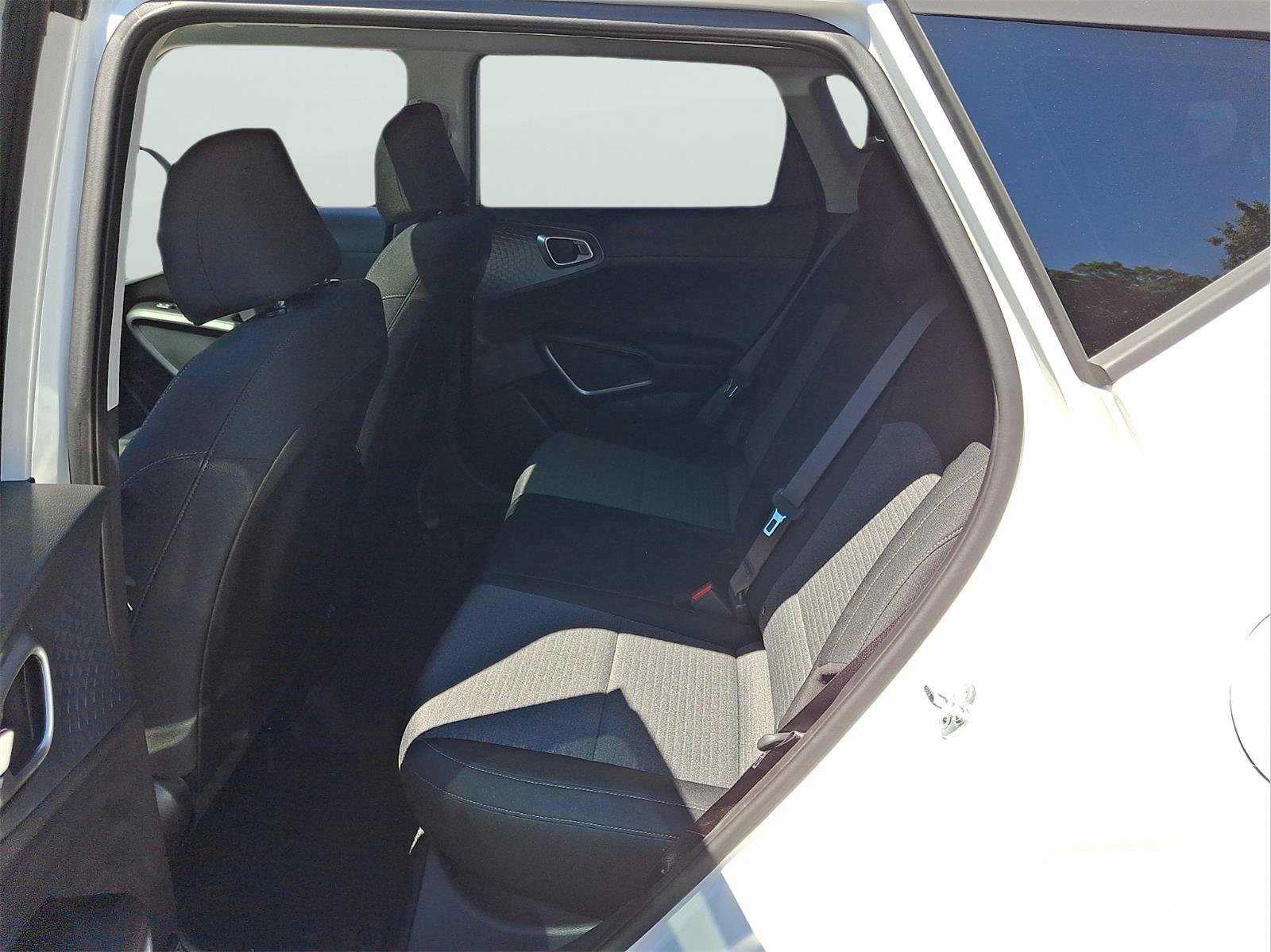 Used 2024 Kia Soul EX FWD image 8