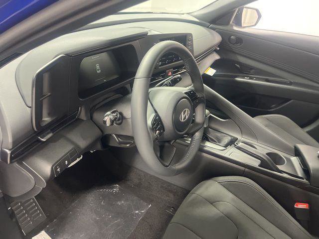 New 2026 Hyundai Elantra Sport image 9