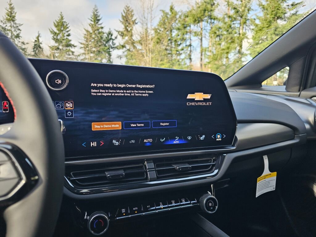 New 2026 Chevrolet Equinox EV RS FWD image 14