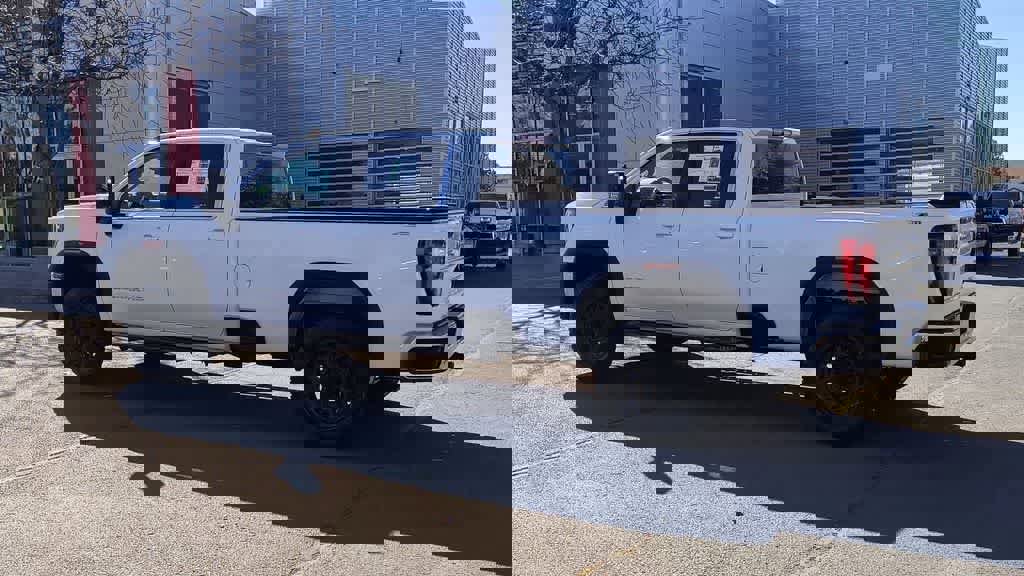 Used 2024 GMC Sierra 2500 SLE w/ SLE Value Package; image 6