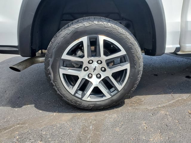 Certified 2023 Chevrolet Colorado Z71 w/ Z71 Convenience Package 2 AWD/4WD image 9
