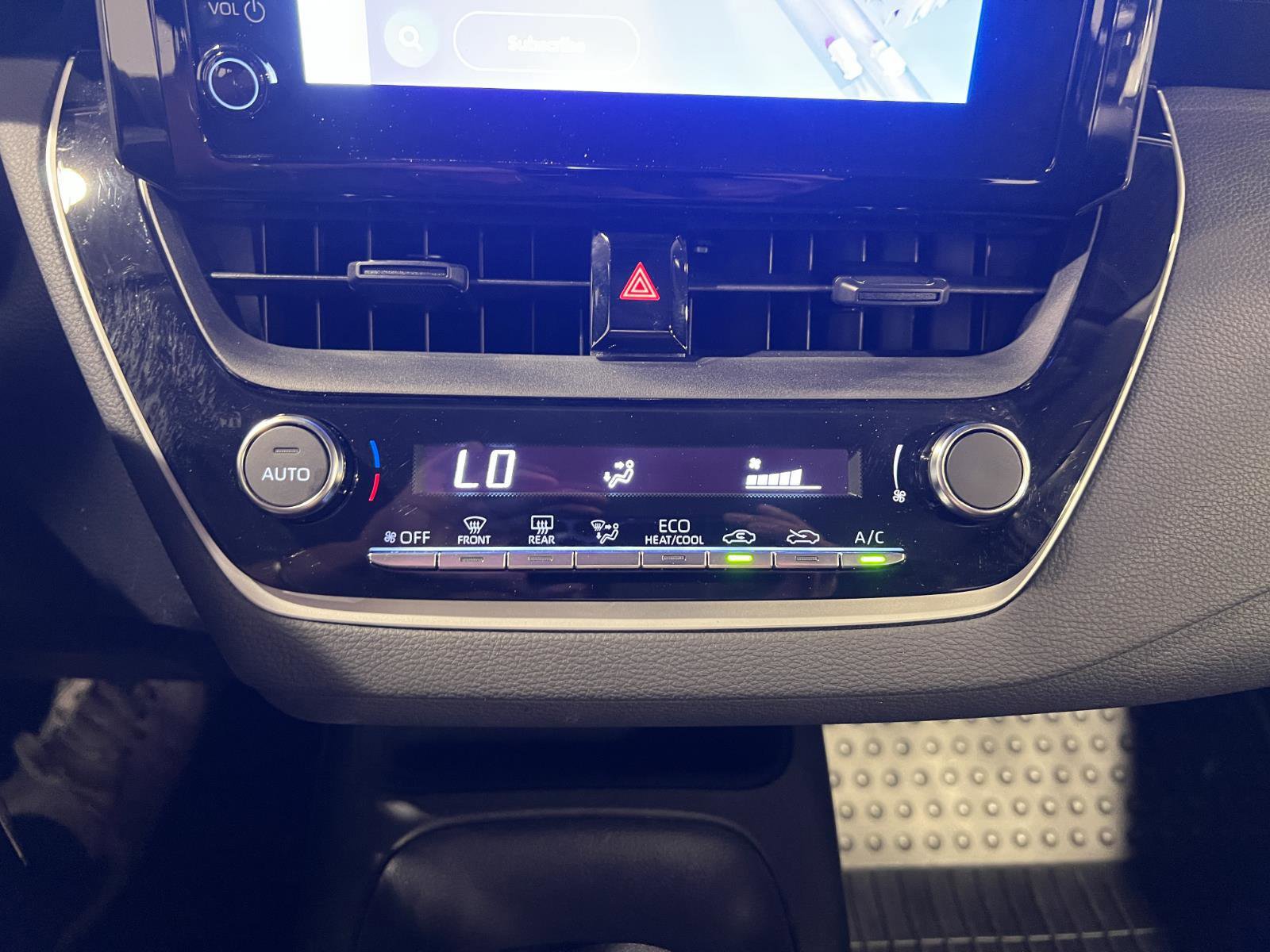 Used 2023 Toyota Corolla LE image 19